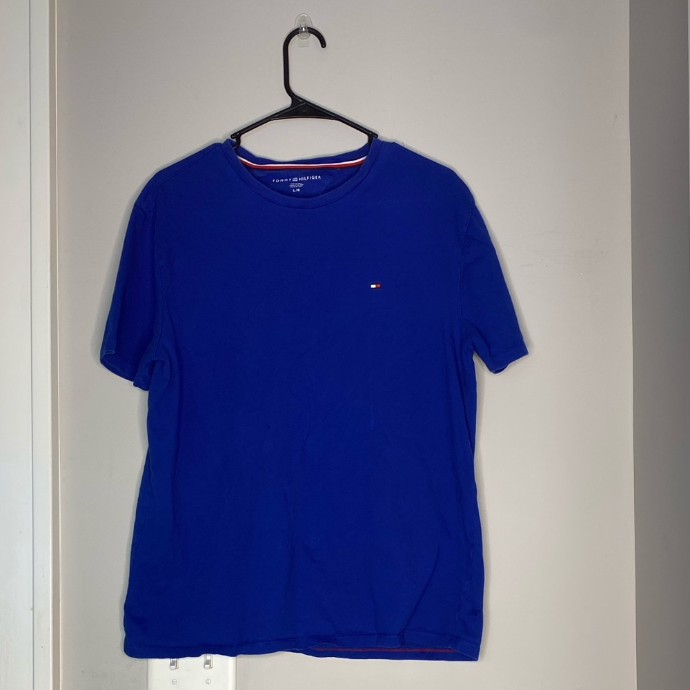 Men’s Tommy Hilfiger shirt